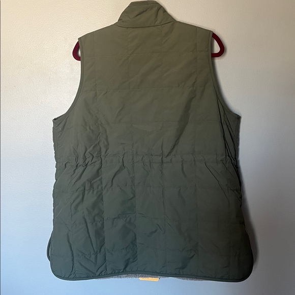 Carhartt Rain Defender Relaxed-Fit Lightweight Insulated Mock-Neck Vest - Picture 4 of 4